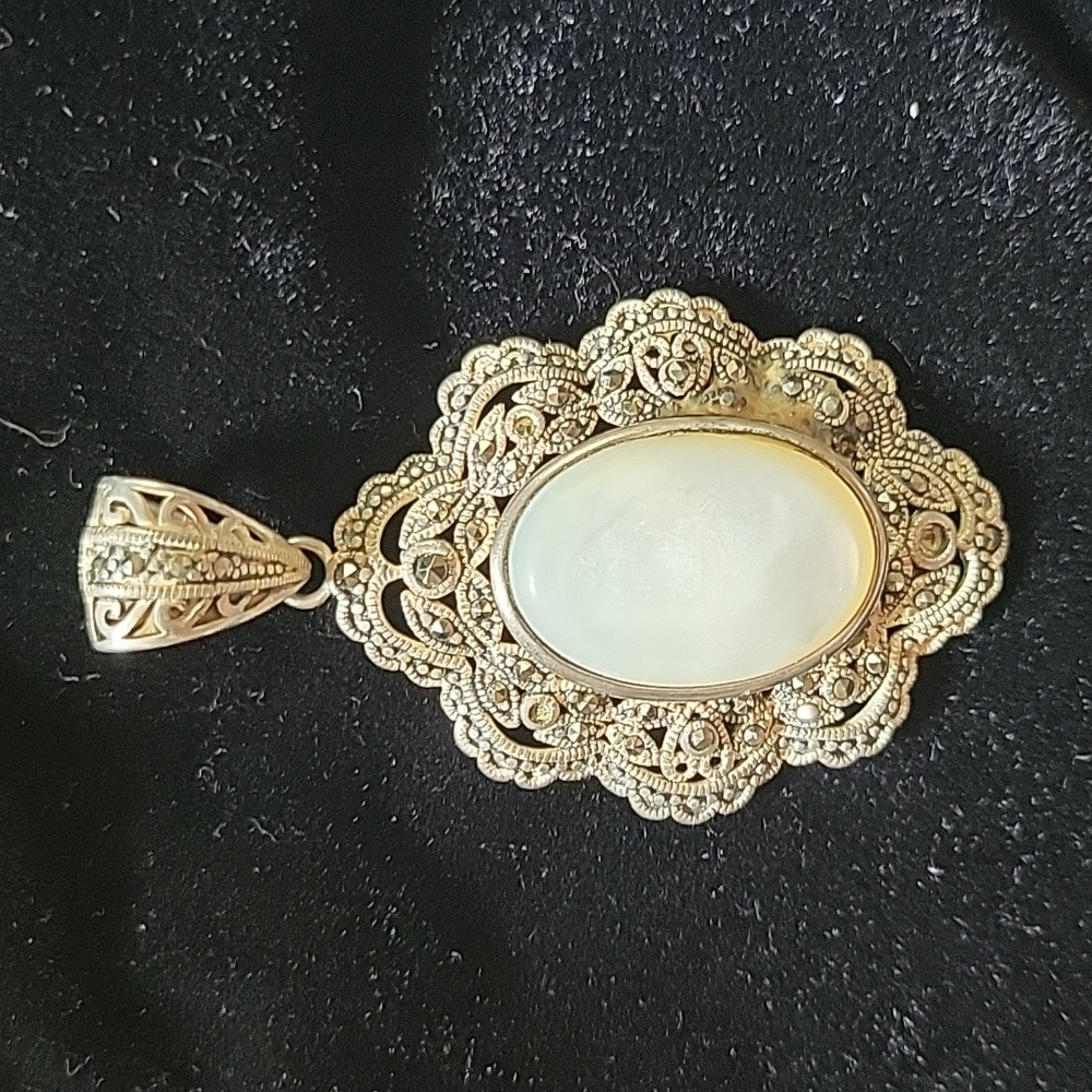Vintage Necklace Slide